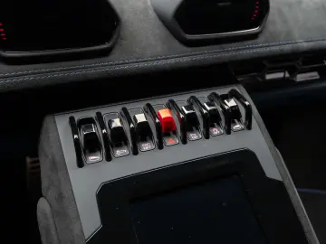 Lamborghini Huracán Tecnica   Blu Mehit   Full PPF   Lift