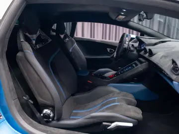 Lamborghini Huracán Tecnica   Blu Mehit   Full PPF   Lift