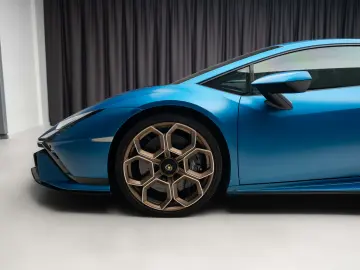 Lamborghini Huracán Tecnica   Blu Mehit   Full PPF   Lift