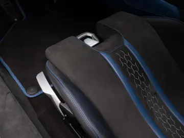 Lamborghini Huracán Tecnica   Blu Mehit   Full PPF   Lift
