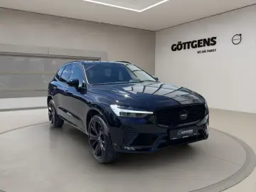 VOLVO XC60 B5 Ultra Black Edition AWD AHK PANO 360