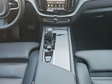 VOLVO XC60 T6 AWD Plus Bright PANO 360CAM BLIS