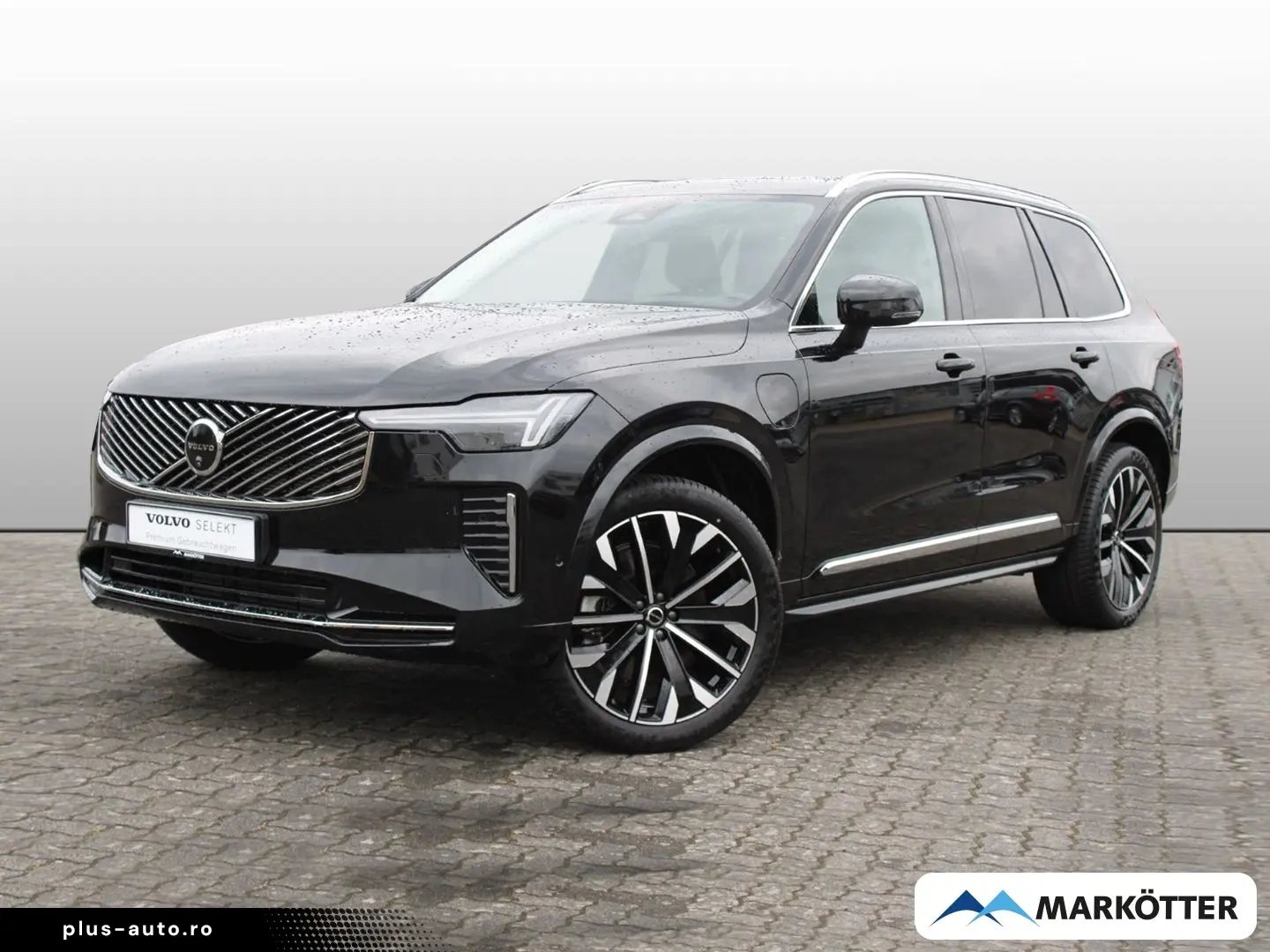 VOLVO XC90 T8 AWD Plus 7Sitze 360Grad PANO AHK SHZ LHZ