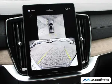 VOLVO XC90 T8 AWD Plus 7Sitze 360Grad PANO AHK SHZ LHZ
