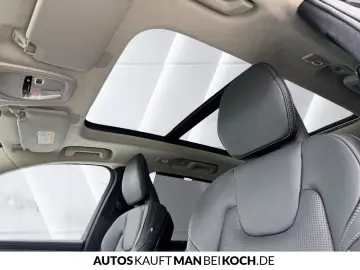 VOLVO XC90 T8 AWD PHEV 360  HUD B&W MATRIX PANO AHK