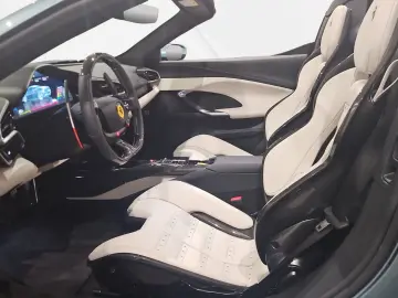 FERRARI 296 GTS LIFT ADAS SURRVIEW JBL CELESTE MET