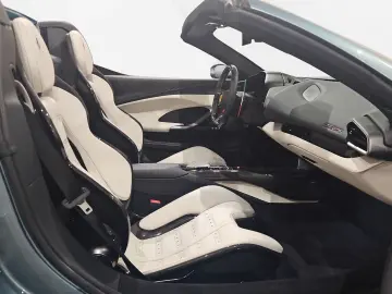 FERRARI 296 GTS LIFT ADAS SURRVIEW JBL CELESTE MET
