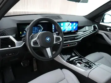 BMW X5 xDrive50e  BTW-auto M-sport individual panora