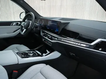 BMW X5 xDrive50e  BTW-auto M-sport individual panora
