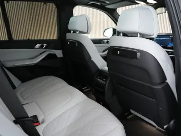 BMW X5 xDrive50e  BTW-auto M-sport individual panora