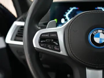 BMW X5 xDrive50e  BTW-auto M-sport individual panora
