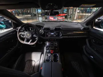 LAMBORGHINI Urus ABT SE ABT Aerodynamikpaket 910 PS MwSt