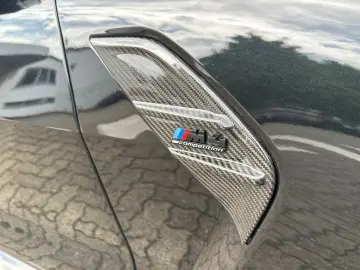 BMW M4 Coupe xDrive Competition  M Performance Parts