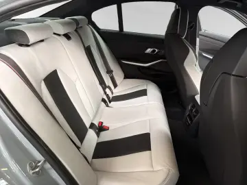 BMW M3 Competition M xDrive DA-Prof. Harman Kardon