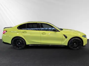 BMW M3 Competition M xDrive Carbon Seats