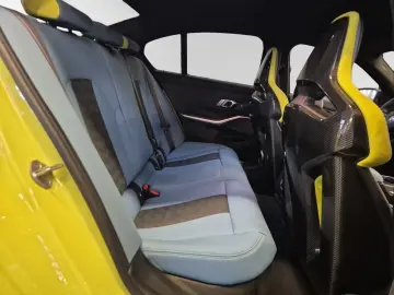 BMW M3 Competition M xDrive Carbon Seats