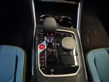 BMW M3 Competition M xDrive Carbon Seats