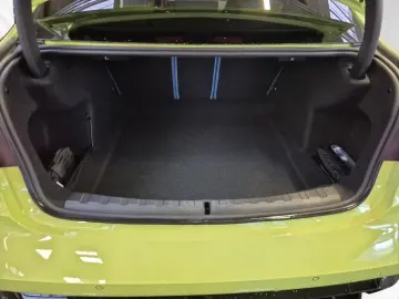 BMW M3 Competition M xDrive Carbon Seats