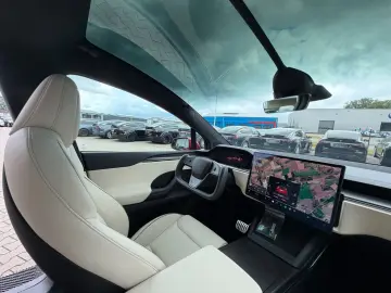 TESLA MODEL X PLAID HW4    6 LOCURI - LIVRARE RAPIDA!