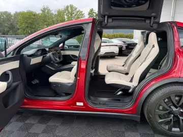 TESLA MODEL X PLAID HW4    6 LOCURI - LIVRARE RAPIDA!