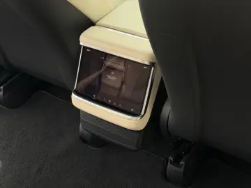 TESLA MODEL X PLAID HW4    6 LOCURI - LIVRARE RAPIDA!