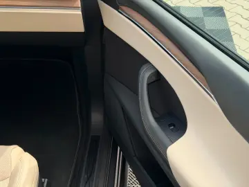 TESLA MODEL X PALLADIUM   7 LOCURI - LIVRARE RAPIDA!