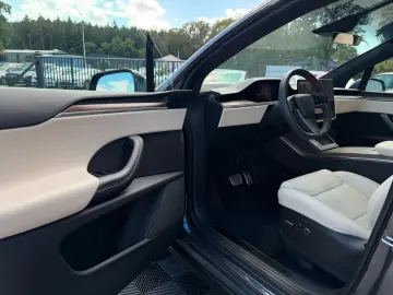 TESLA MODEL X PALLADIUM   7 LOCURI - LIVRARE RAPIDA!
