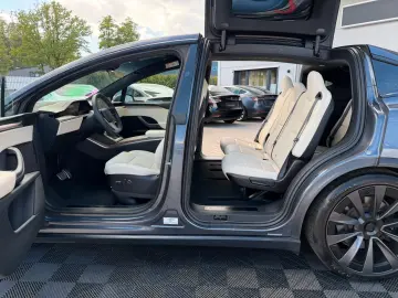 TESLA MODEL X PALLADIUM   7 LOCURI - LIVRARE RAPIDA!