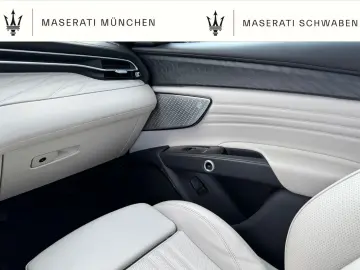 MASERATI Grecale  Head-Up  Panorama - LIVRARE RAPIDA!