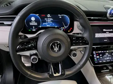 MASERATI Grecale  Modena - LIVRARE RAPIDA!