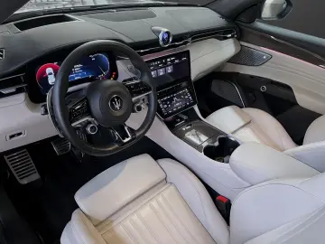MASERATI Grecale  Modena - LIVRARE RAPIDA!