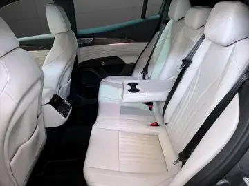 MASERATI Grecale  Modena - LIVRARE RAPIDA!
