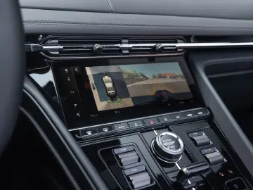 ASTON MARTIN DB12 Volante - LIVRARE RAPIDA!