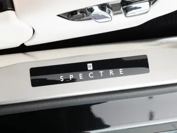 ROLLS ROYCE Spectre