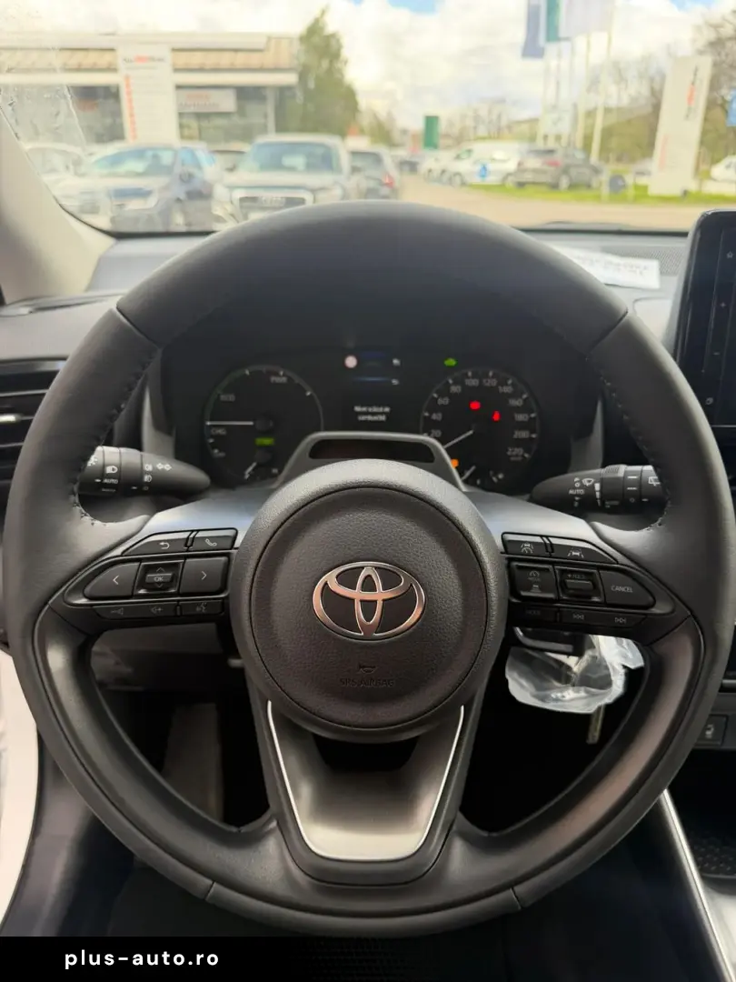 Toyota Yaris 5usi hatchback 1.5 Hybrid Active HYB Auto