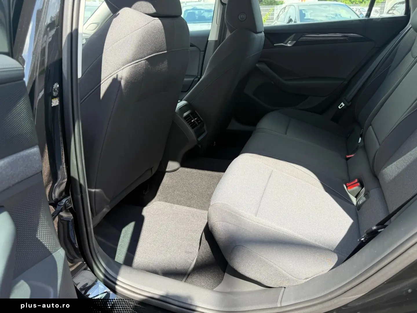 Volkswagen Passat Base 1.5 eTSI