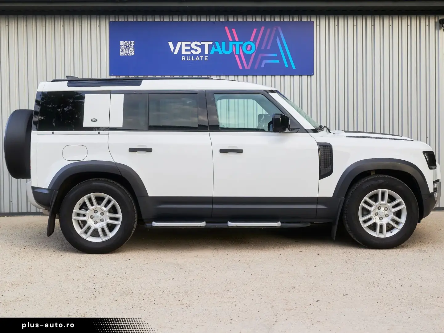 Land-Rover Defender