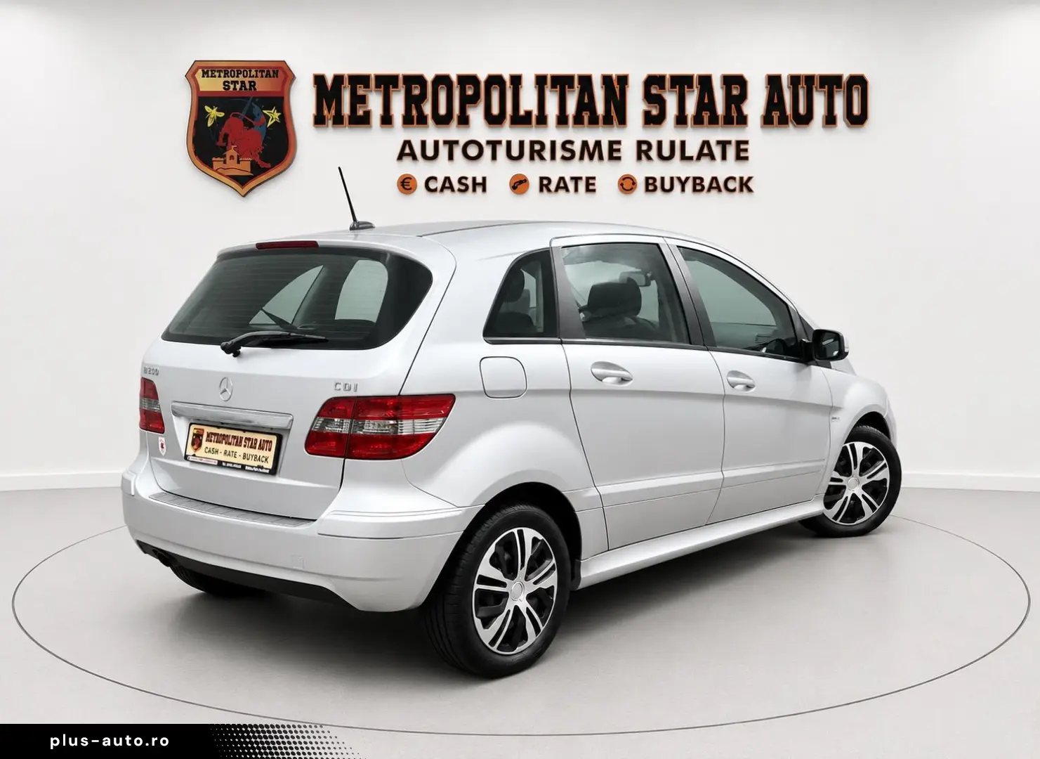 Mercedes-Benz B-180