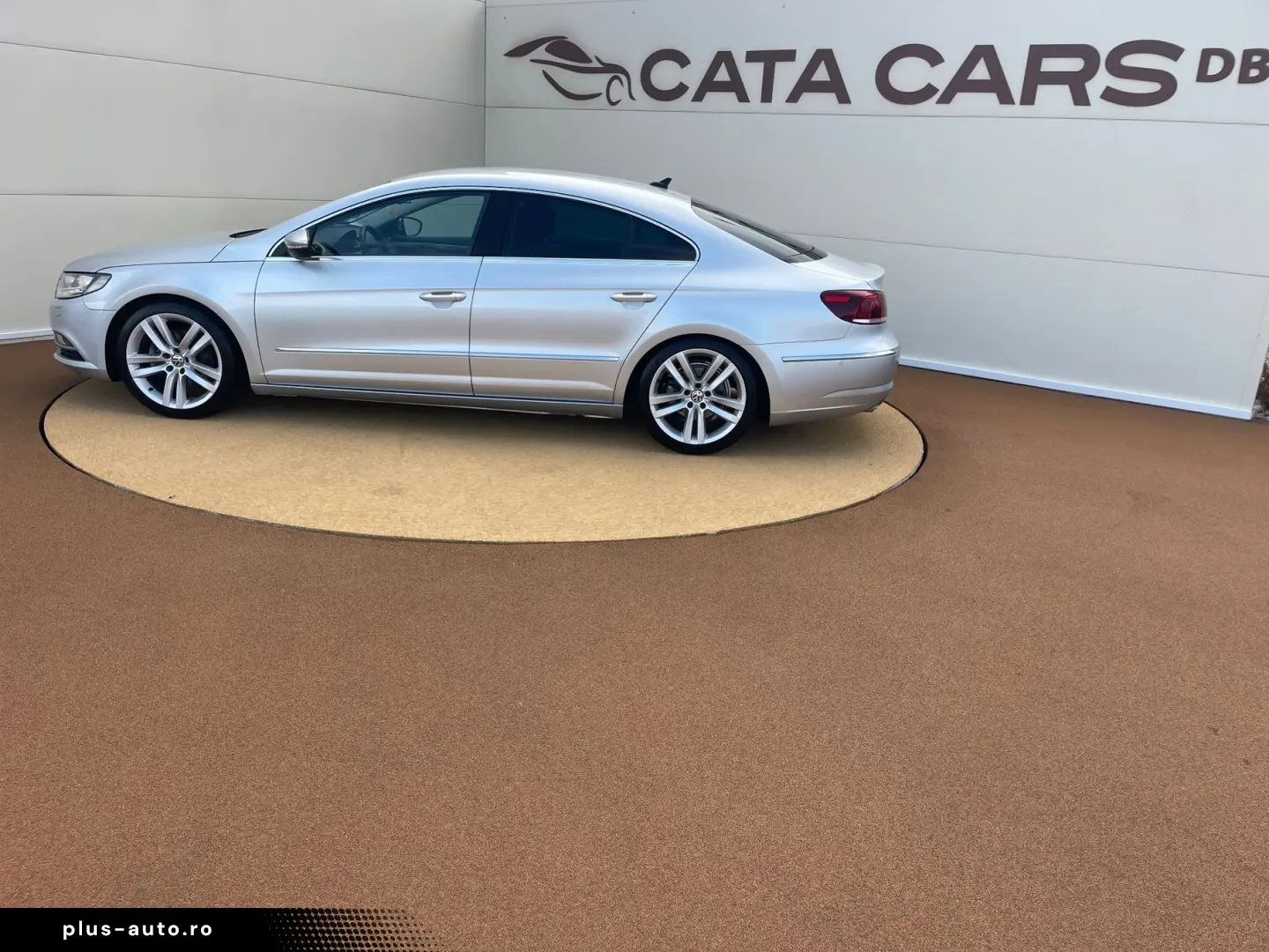 Volkswagen Passat-Cc