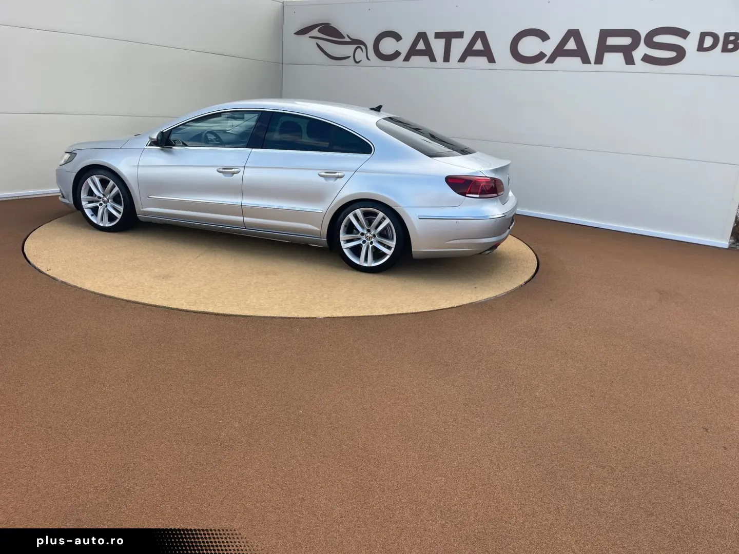 Volkswagen Passat-Cc