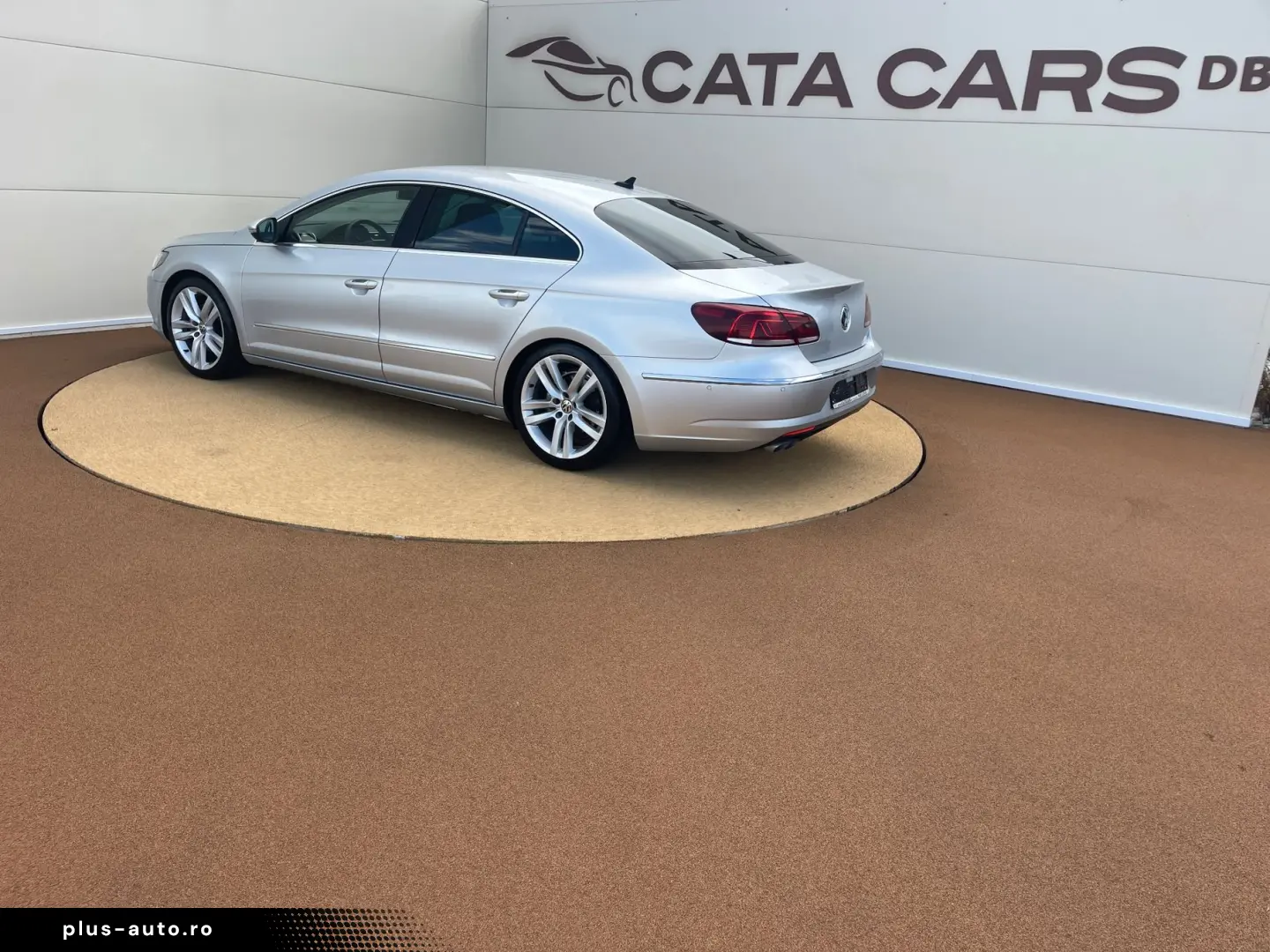 Volkswagen Passat-Cc