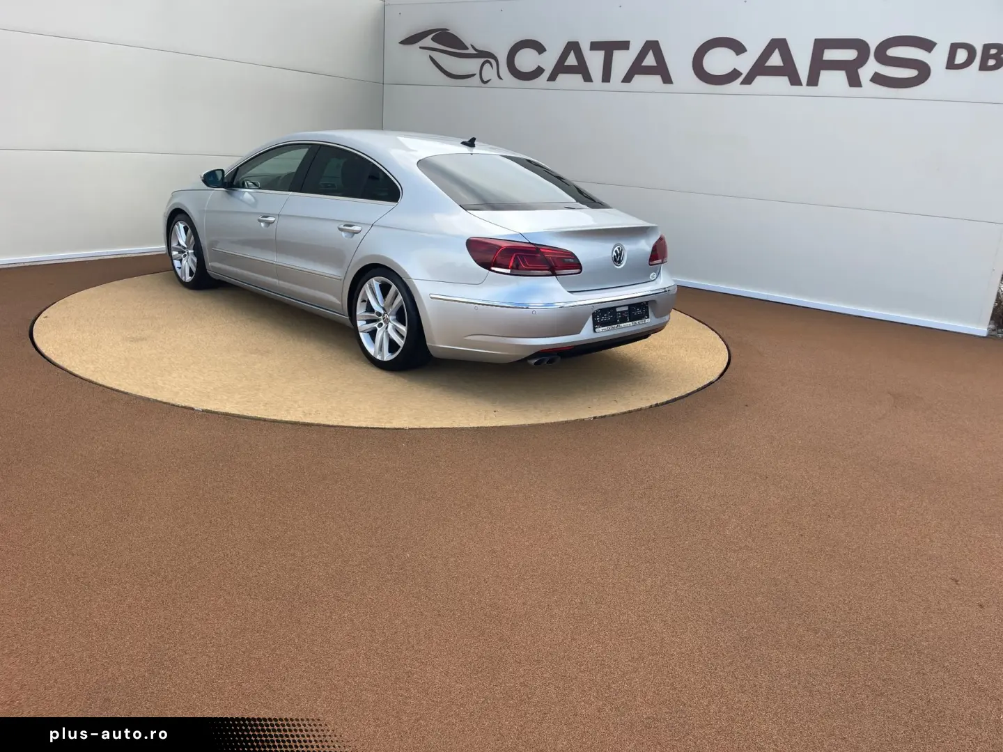 Volkswagen Passat-Cc