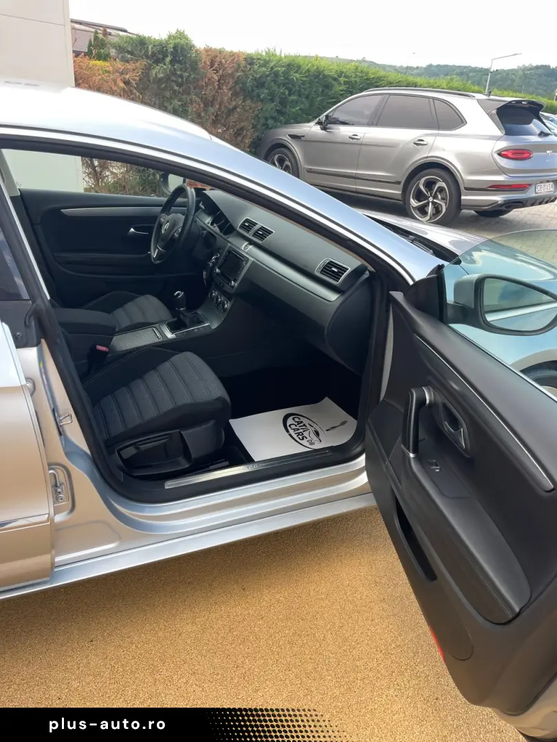 Volkswagen Passat-Cc