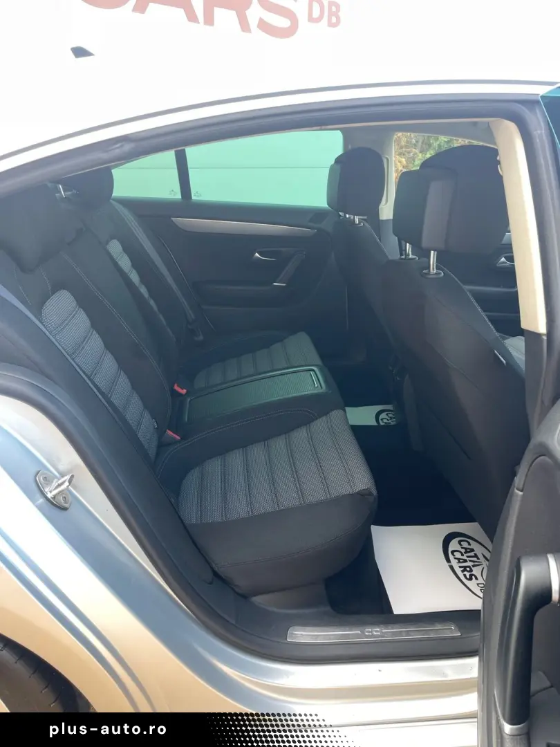 Volkswagen Passat-Cc