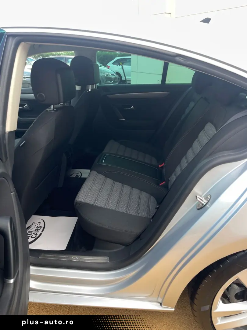 Volkswagen Passat-Cc