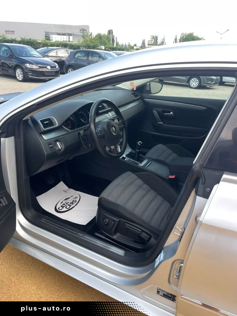 Volkswagen Passat-Cc