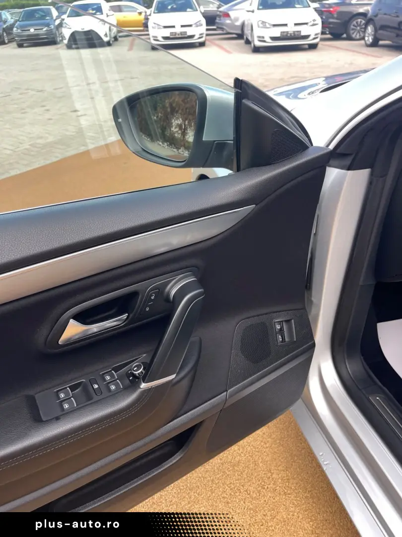 Volkswagen Passat-Cc
