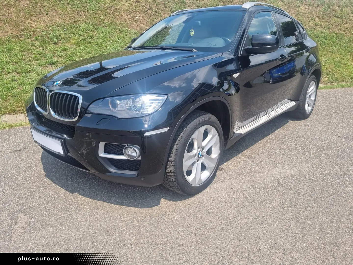 BMW X6   xDrive  30d  service la zi