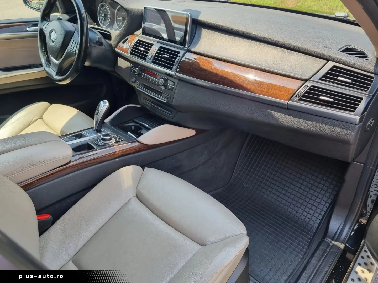 BMW X6   xDrive  30d  service la zi