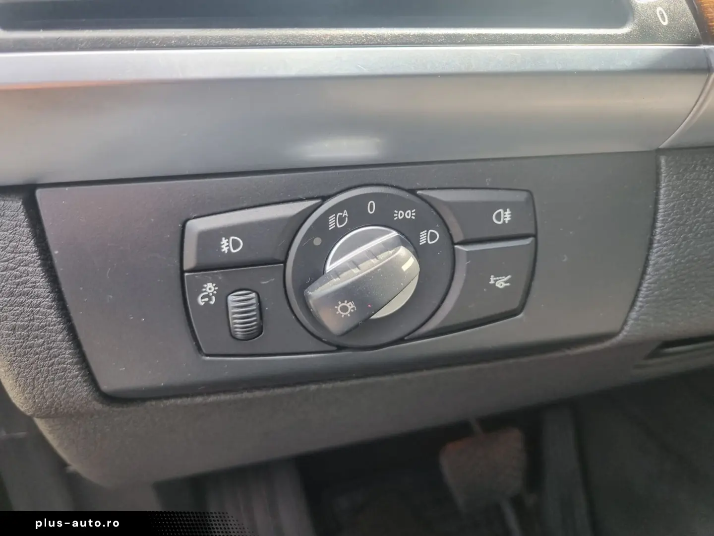 BMW X6   xDrive  30d  service la zi